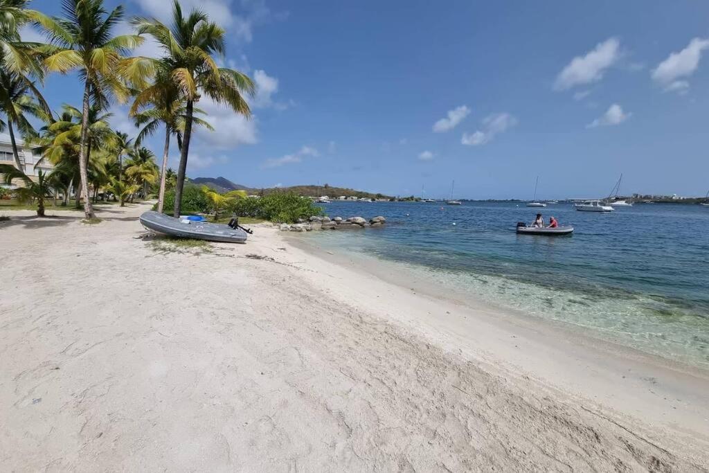 Superbe Studio Lumineux, Vue Sur Piscine Et Mer Baie Nettle エクステリア 写真